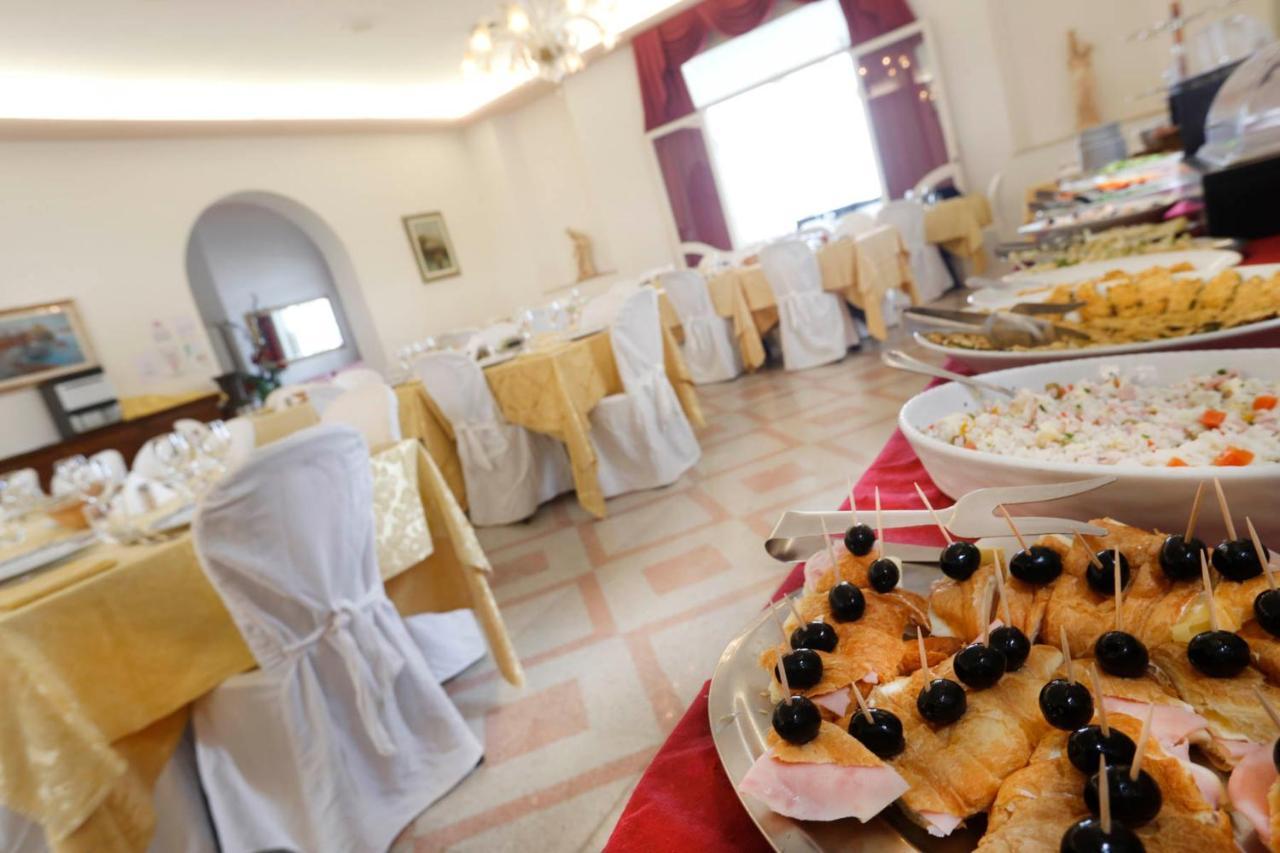 Hotel Lido Ρίμινι Εξωτερικό φωτογραφία