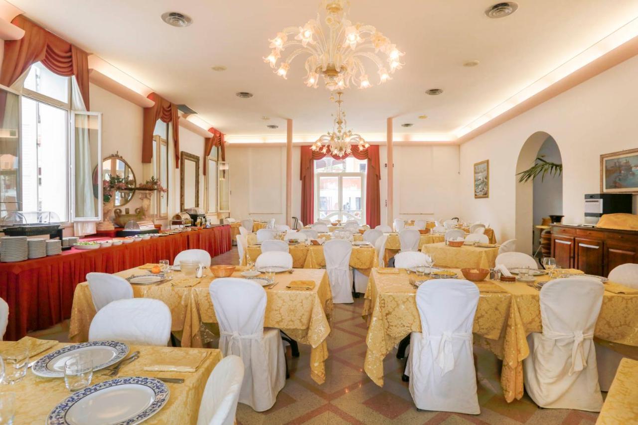 Hotel Lido Ρίμινι Εξωτερικό φωτογραφία