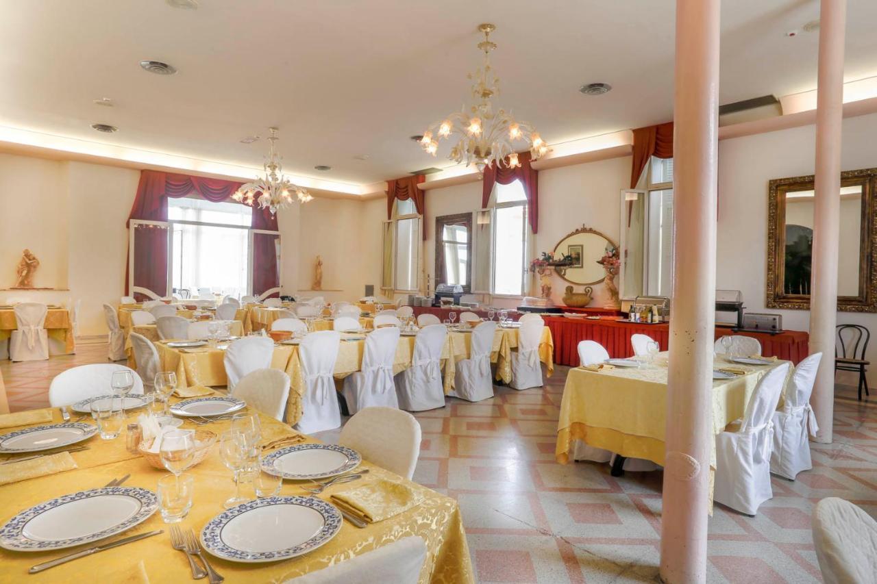 Hotel Lido Ρίμινι Εξωτερικό φωτογραφία